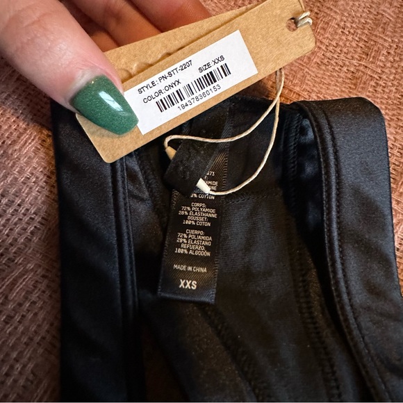 NWT Skims Satin Butterfly Thong - Picture 4 of 4